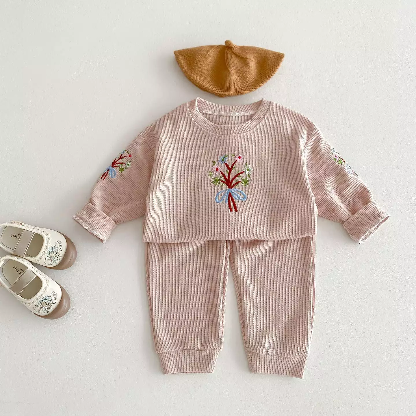 2 Pieces Set Baby Kid Girls Flower Embroidered Tops And Solid Color Pants Wholesale 240111105