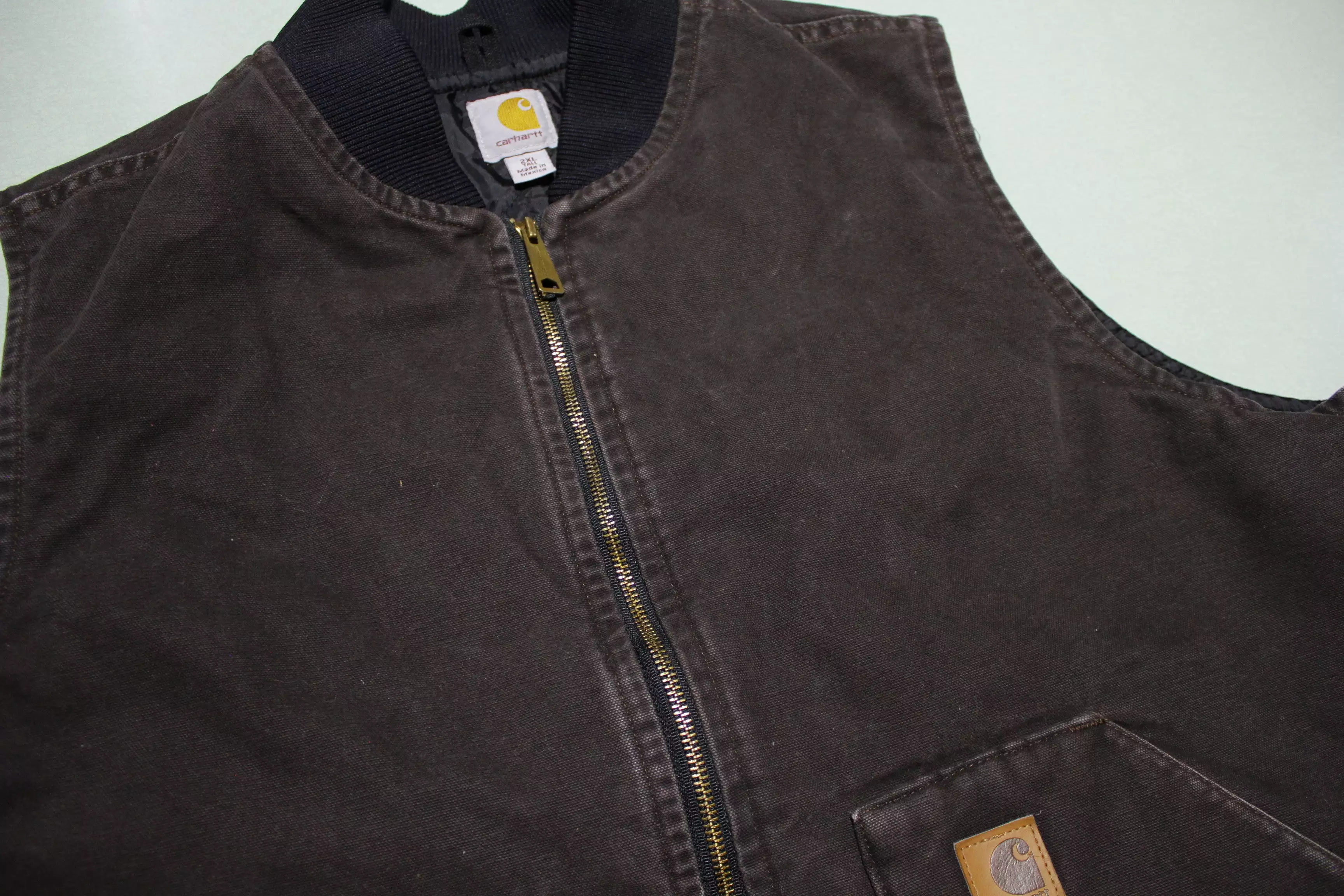 Carhartt V02 DKB Chocolate Dark Brown Quilt Lined Arctic Work Vest Jacket