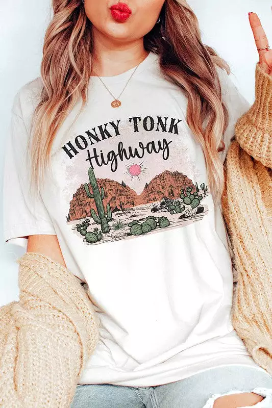 HONKY TONK HIGHWAY GRAPHIC TEE PLUS SIZE