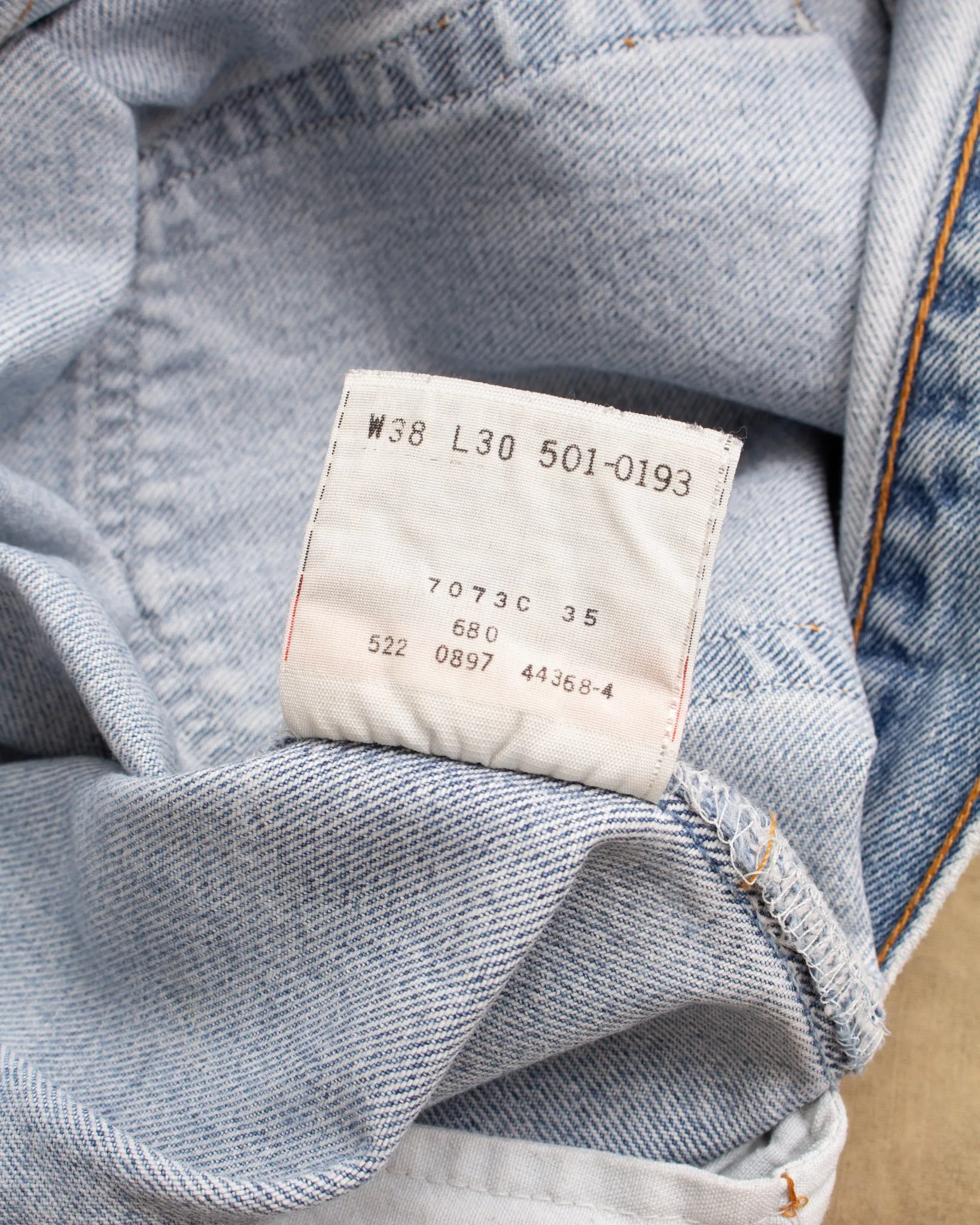 No. 35 Vintage 90's Made in USA Levi's 501 Jeans W38/L30