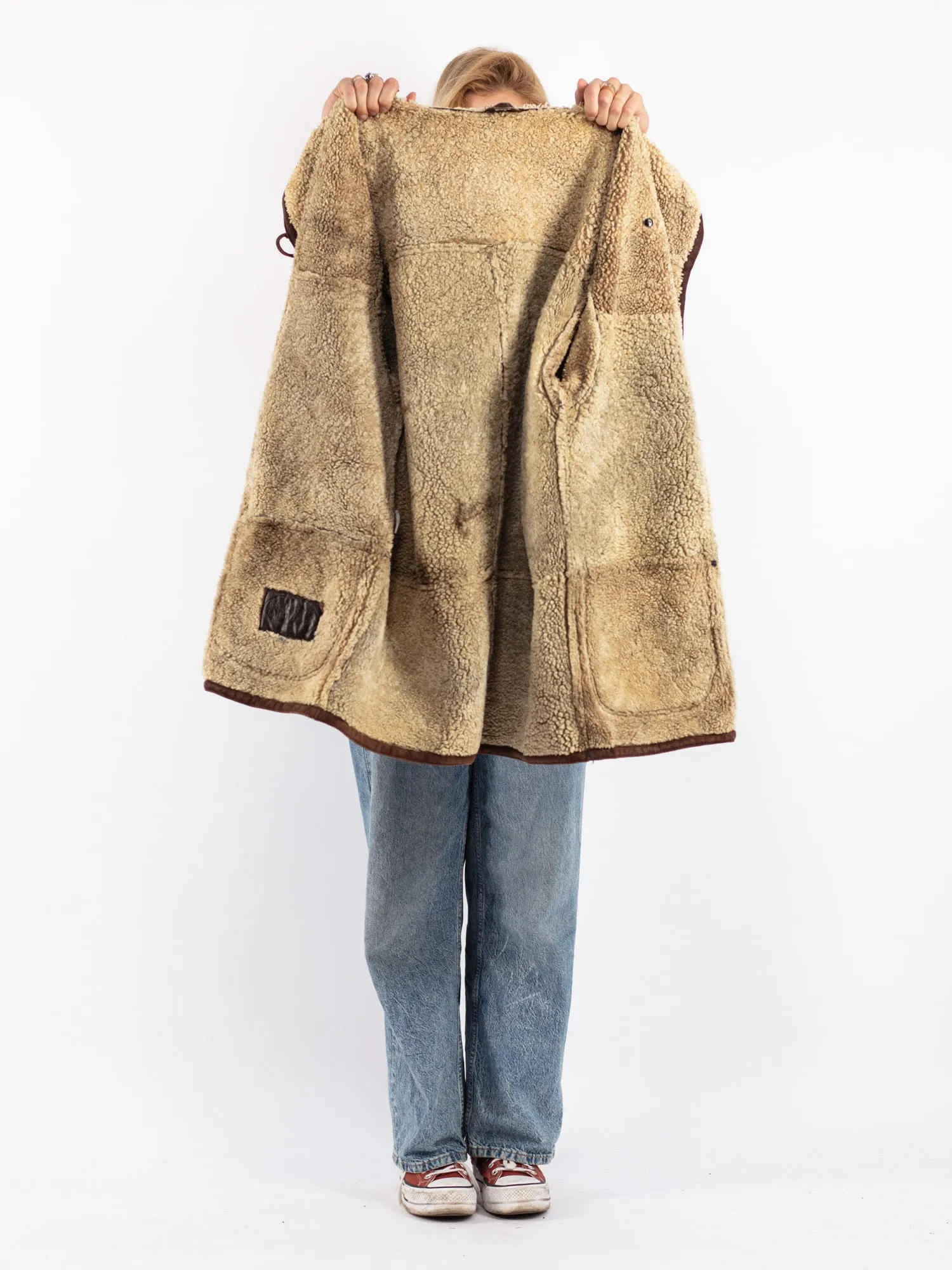 Vintage 80's Women Hooded Sheepskin Coat in Brown