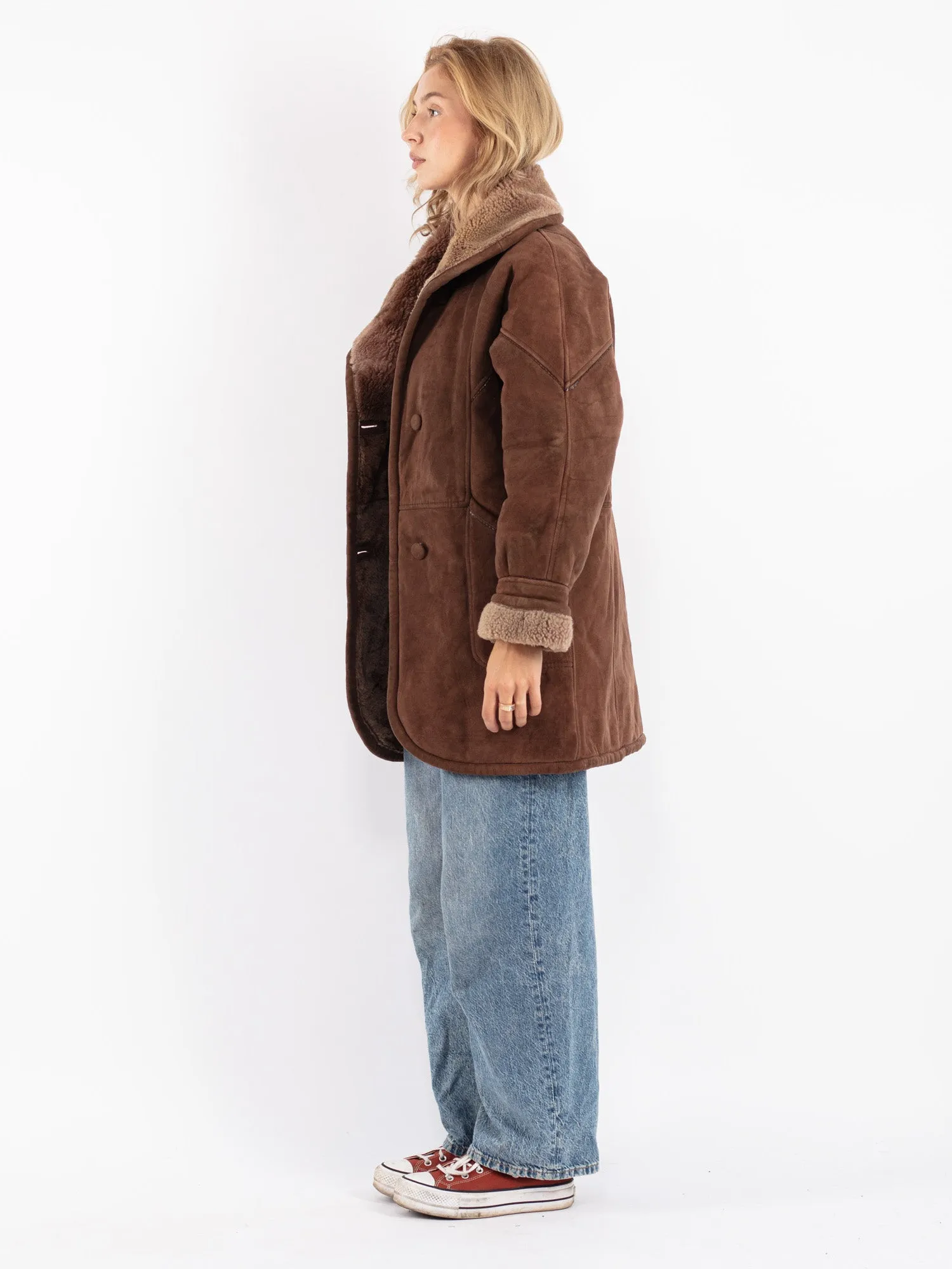 Vintage 80's Women Oversized Sheepskin Coat in Brown