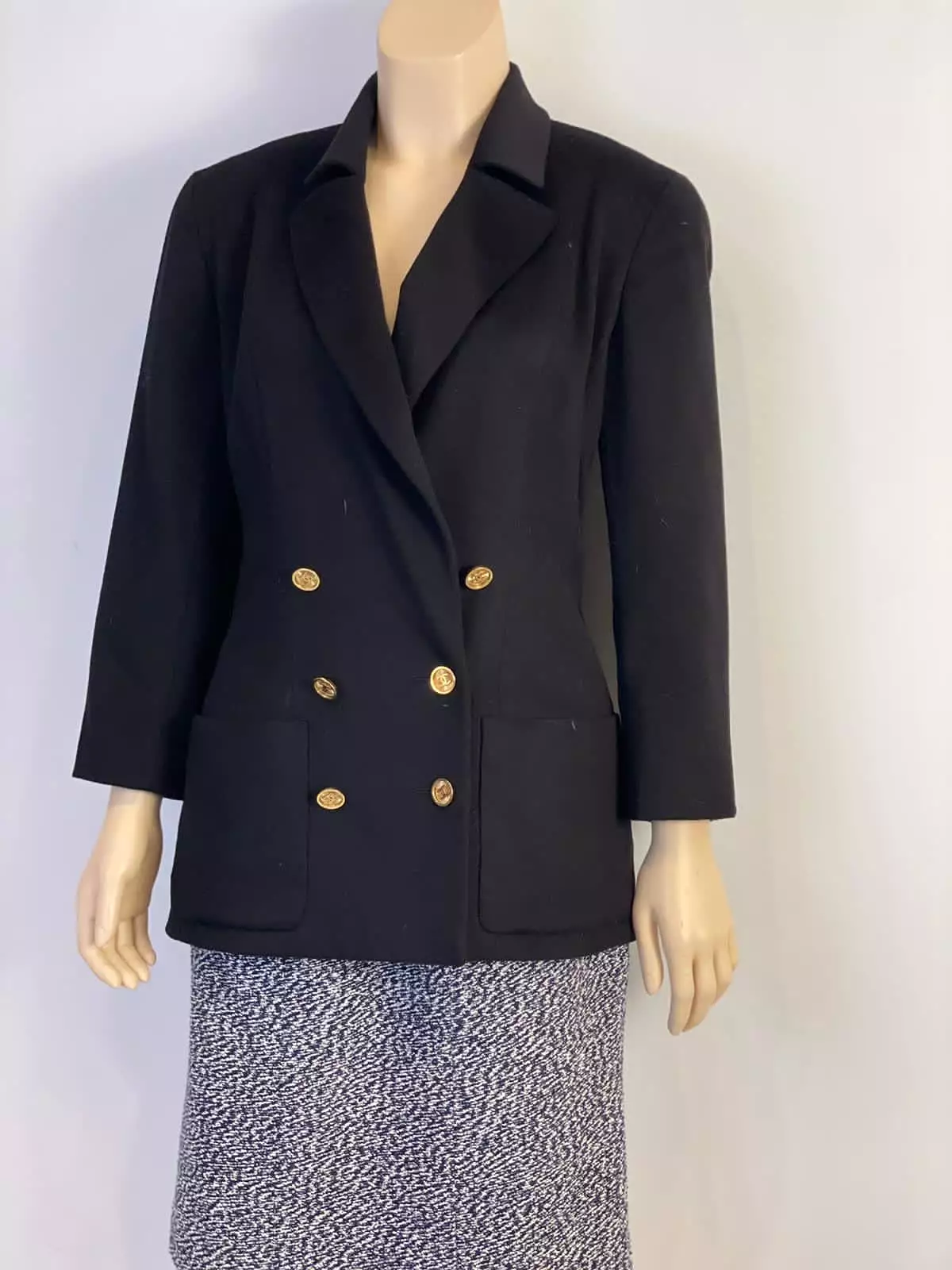 Vintage Collection 23 1990’s Chanel Beautiful Soft Cashmere Black Double Breasted Blazer Jacket FR 38 US 6/8