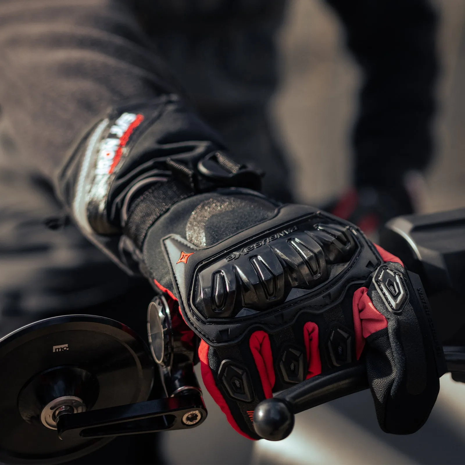 Waterproof Winter Motorcycle Gloves | AXE01