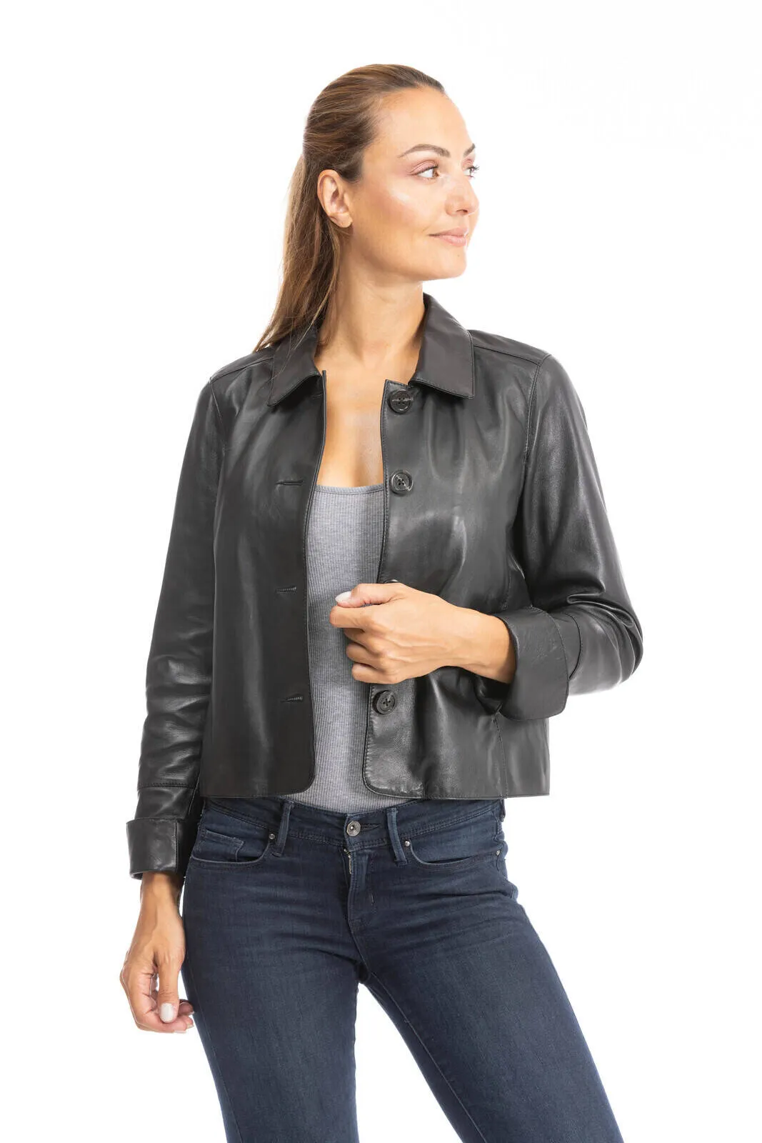 Women's short jacket with black shirt collar 64480