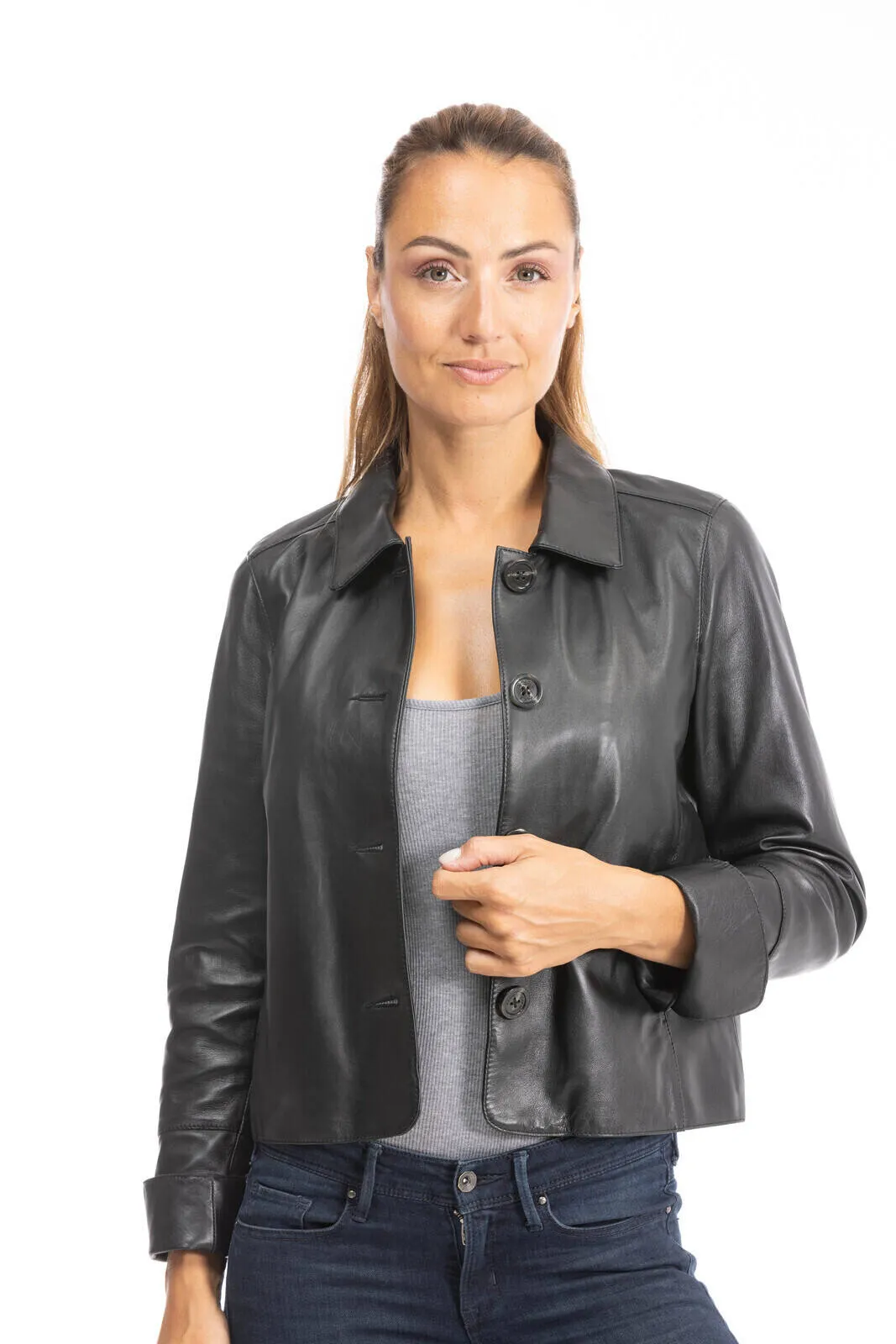 Women's short jacket with black shirt collar 64480